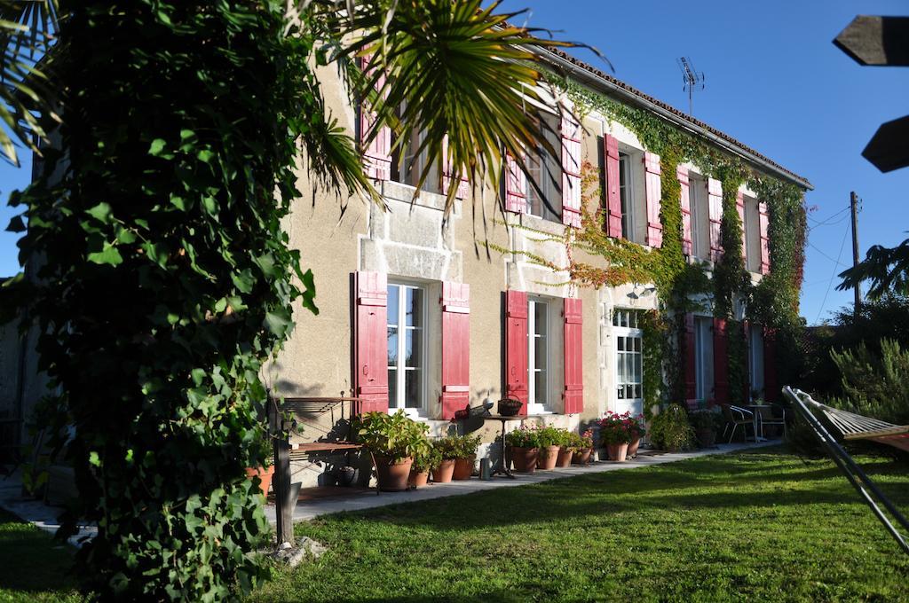 לינה וארוחת בוקר Brossac La Maison De Rose מראה חיצוני תמונה